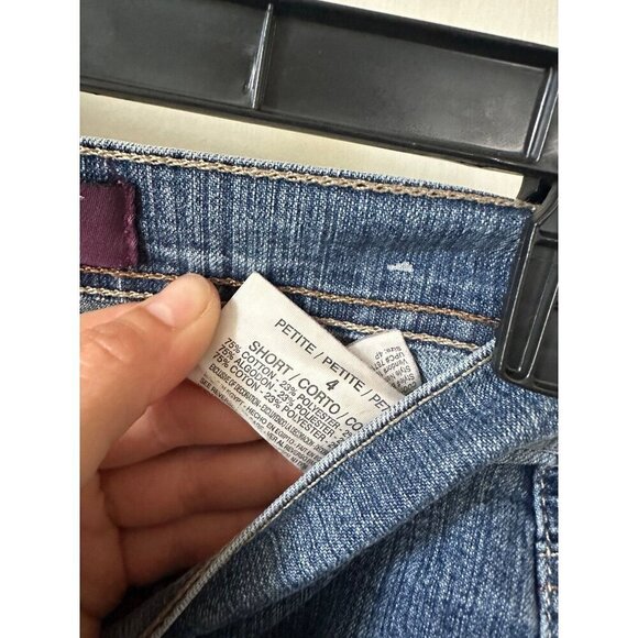 Gloria Vanderbilt Women’s size 4 blue jeans - Picture 5 of 7